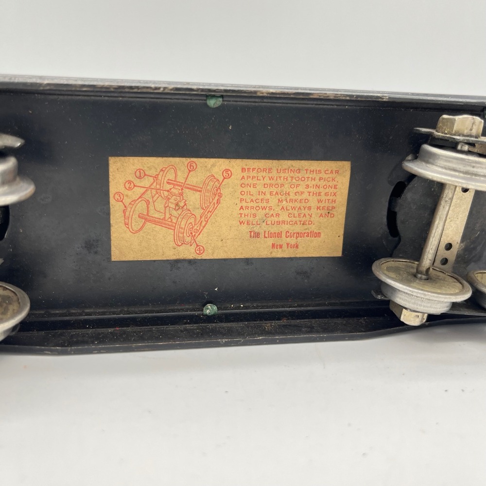Vintage Lionel‎ Lines 817 Green Tin Caboose Toy Train Car - Picture 7 of 7